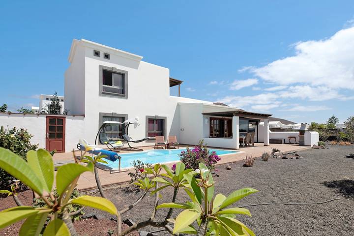 Villa pour 4 personnes, avec jardin - 1
