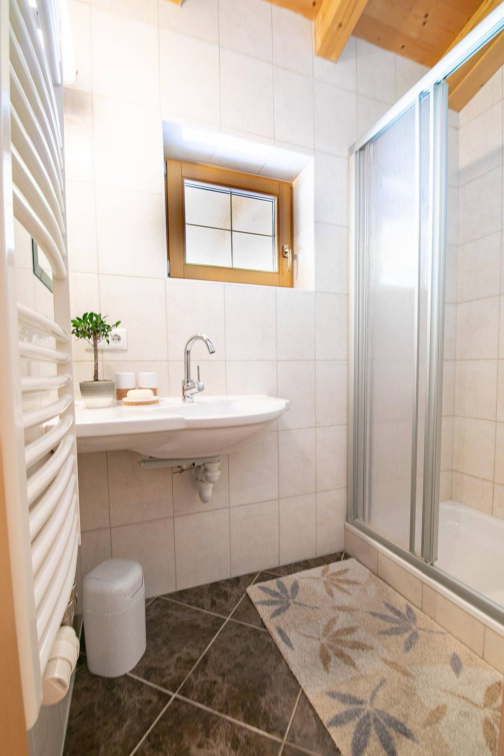 Ganze Ferienwohnung, Ahorn in Tuxer Alpen, Zellberg