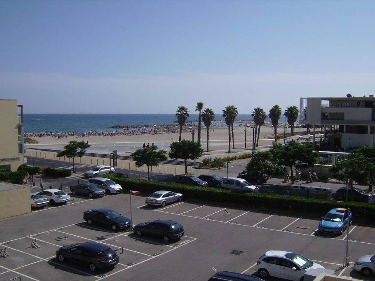 Ganze Wohnung, T2 Wohnung mit Terrasse und Parkplatz in Sète in Sete, Côte d'Améthyste