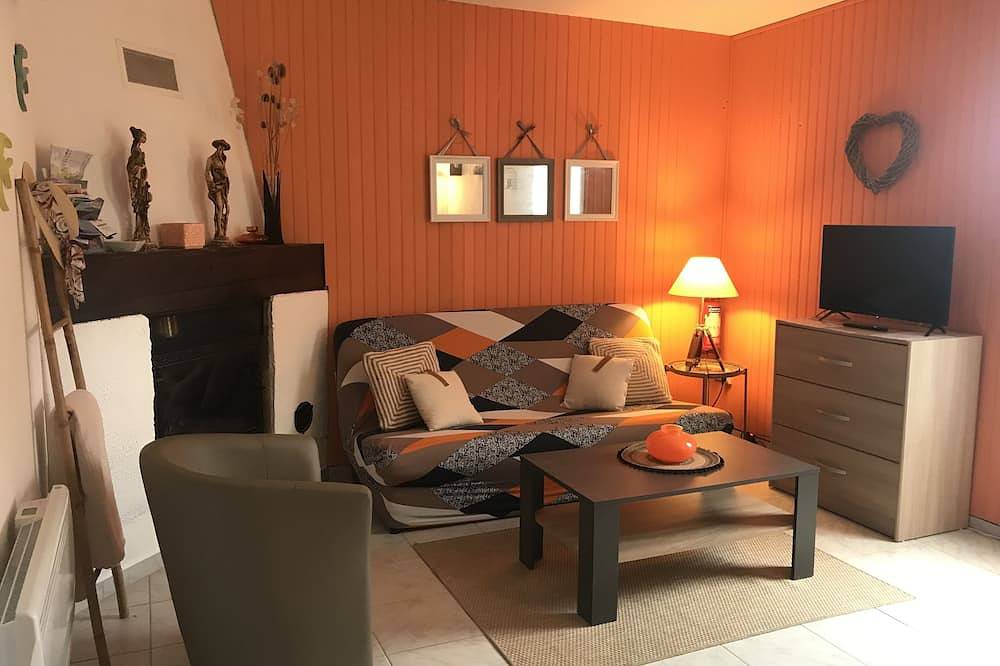 Gite Les Oliviers- Mas Du Vieux Chene- in Salavas, Gorges de l’Ardèche