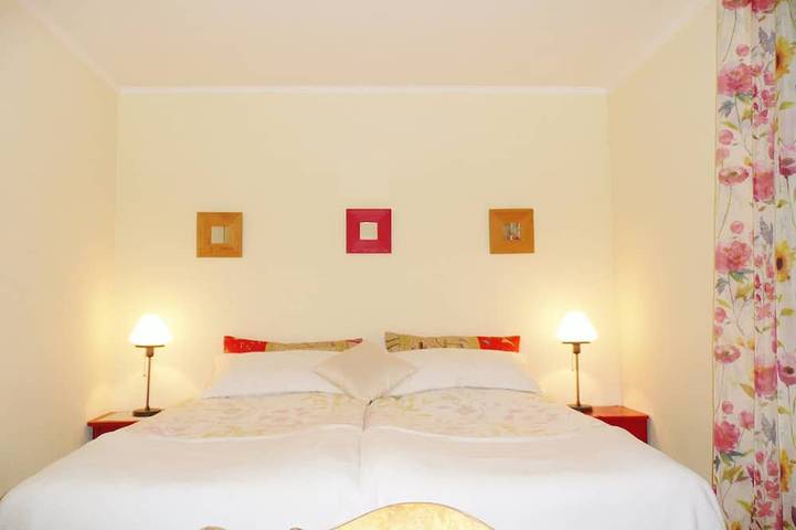 Appartement entier, Ameublement clair, beau et moderne. appartement calme de 3 pièces, Carpe. u.Garten in Reppenstedt, Nordheide