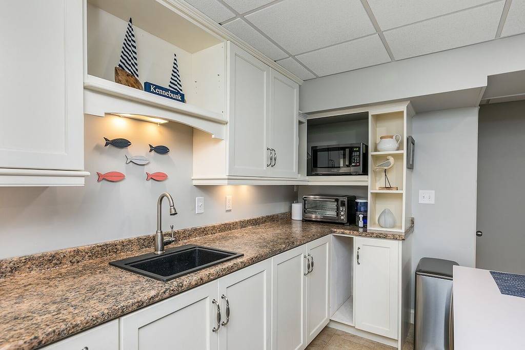 Ganze Wohnung, Beautiful Private Oasis - On the River's Edge in Kennebunk, York County