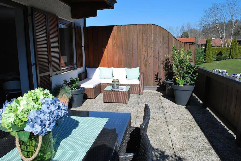 Ganze Wohnung, Wohnung direkt am Tegernsee mit Xl-Terrasse in Gmund, Bayerische Alpen