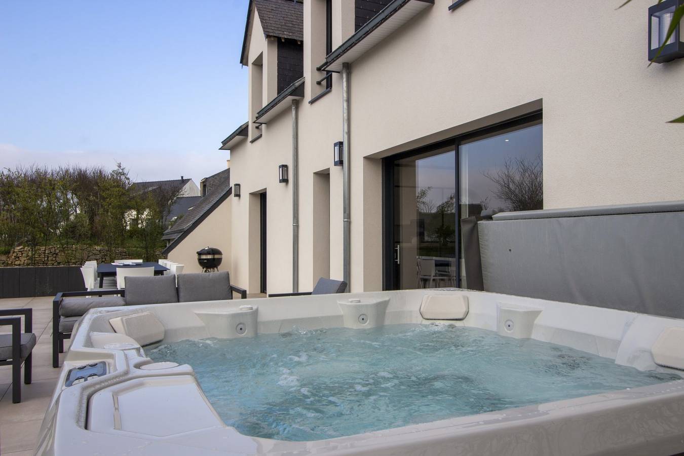 Gîte Ti Ar Ch'Tel, 8 à 12 personnes in Locmariaquer, Côte des Mégalithes