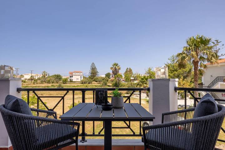 Διαμερίσματα διακοπών για 3 άτομα, με μπαλκόνι και θέα στον ωκεανό στο Γαϊτάνι