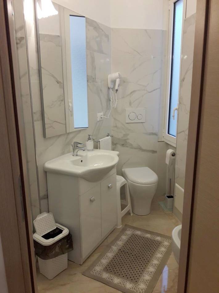 Double Room with Private Bathroom in Ventimiglia (Ville), Région de Vintimille