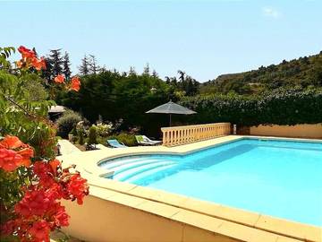 Cottage pour 2 personnes, avec piscine et jardin ainsi que sauna et vue à Caunes-Minervois