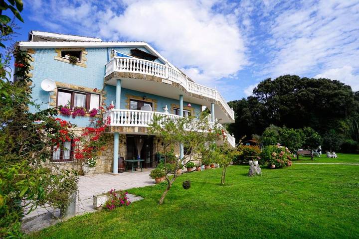 Apartamento de vacaciones para 6 personas, con vistas y jardín - 1