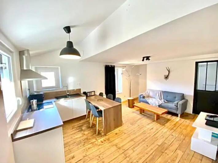 Appartement de vacances pour 5 personnes, avec Vue à Savignac-les-Ormeaux