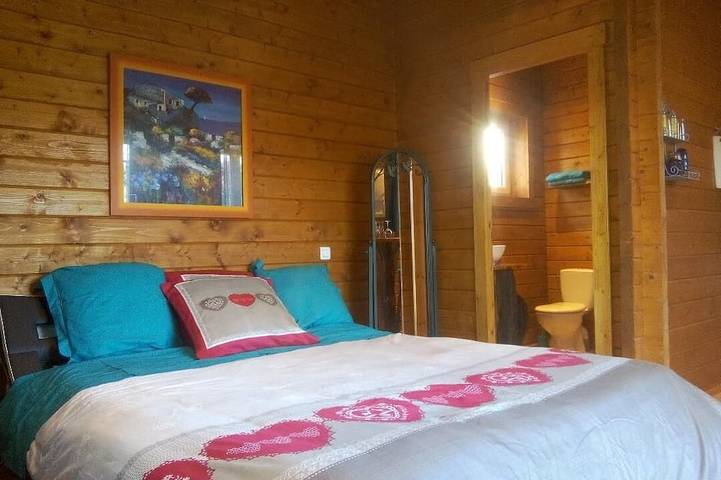 Gîte pour 2 personnes, avec jardin ainsi que jacuzzi et balcon à Correns - 2