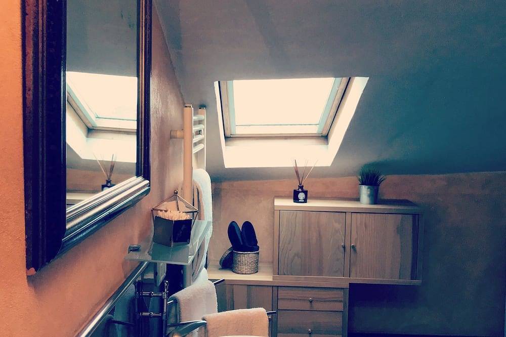 Entire apartment, Aquamare Suite | Boutique Apartment in Murano, Venice Province