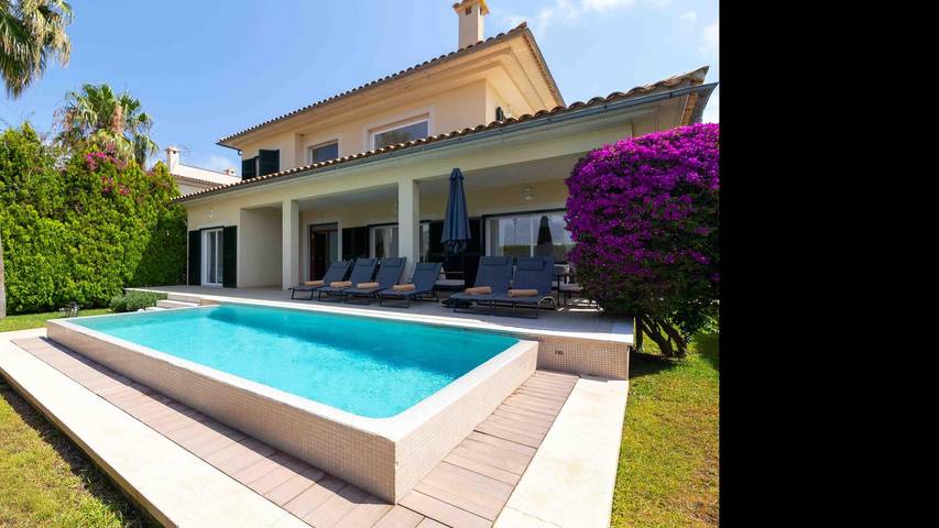 Finca mit pool für 10 Personen, mit Balkon/Terrasse und Garten sowie Pool in Alcúdia
