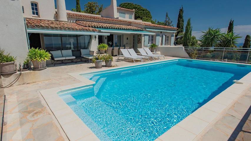 Villa pour 14 personnes, avec jardin et piscine dans Les Issambres - 2