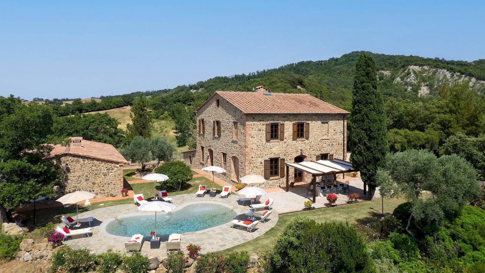 Villa für 10 Personen mit Whirlpool in Pomarance, Riserva Naturale di Monterufoli
