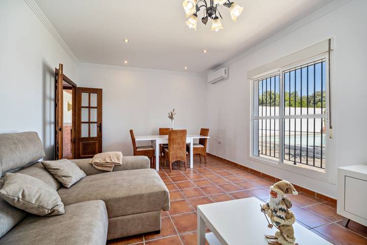 Location de vacances pour 7 personnes, avec jardin, animaux acceptés à Chiclana de la Frontera - 2