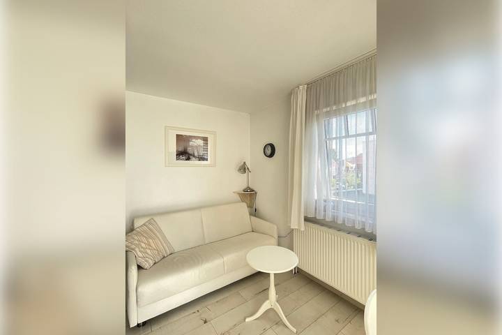 Ganze Wohnung, Kompakte 2-Zimmer-Wohnung mit Strandkorb im Garten, strandnah in Dahme, Ostholstein