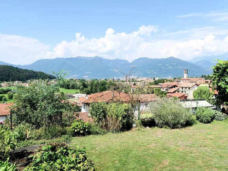 Geheel appartement, 3 kamers 5 personen in Luino, Comune di Luino