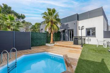 Villa pour 6 personnes, avec vue ainsi que piscine et jardin à la La Ciotat