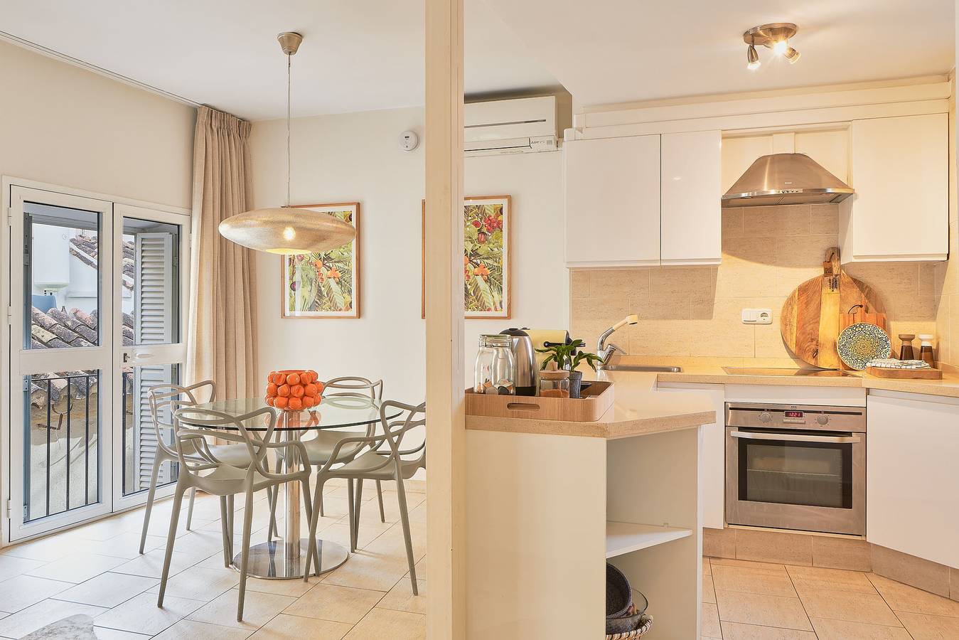 Entire apartment, Siglo - Holiday penthouse in Malaga in Malaga Centro Historico, Malaga