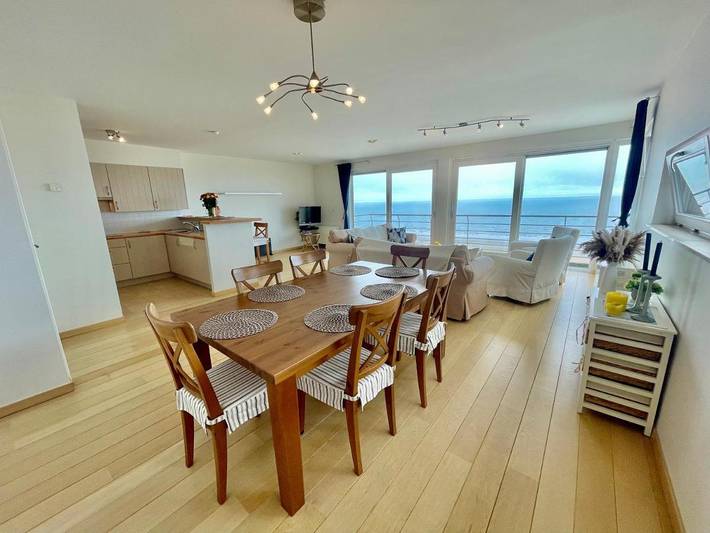 Ferienwohnung für 5 Personen, mit Balkon und Terrasse sowie Kinderpool und Ausblick in Blankenberge