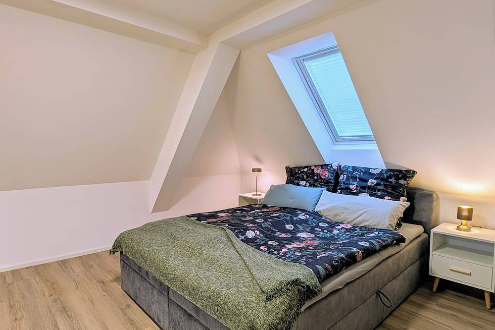 Ganze Wohnung, Der Zwergenbau - modernes Wohnen mit Schlossblick in Zschopau, Erzgebirge