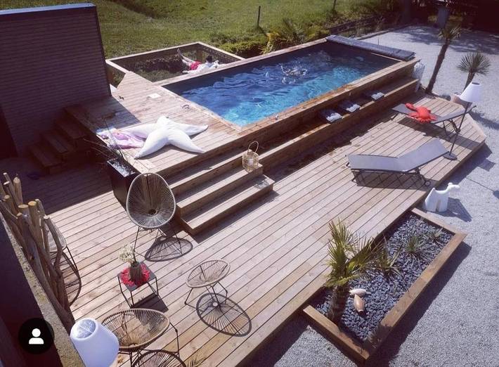 Appartement de vacances pour 2 personnes, avec jardin et piscine ainsi que terrasse et vue