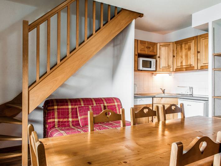 Gîte pour 4 personnes, avec jardin ainsi que terrasse et sauna, animaux acceptés dans Super Besse - 2