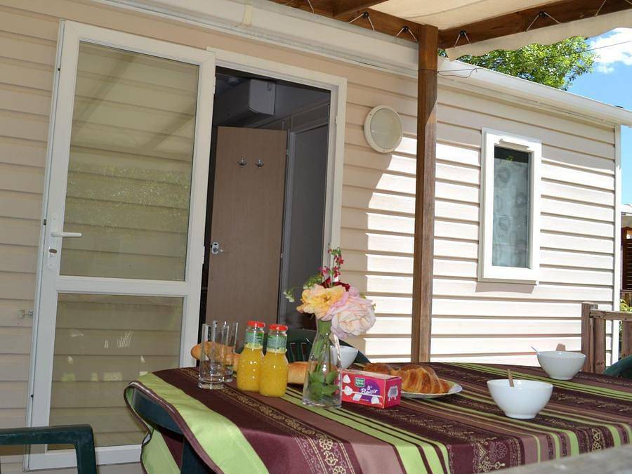Flower Camping Le Saint Michelet - Mobilheim 5 personen - 2 Zimmer Domino Standard 24m² ohne Klimaanlage in Goudargues, Nimes und Umgebung