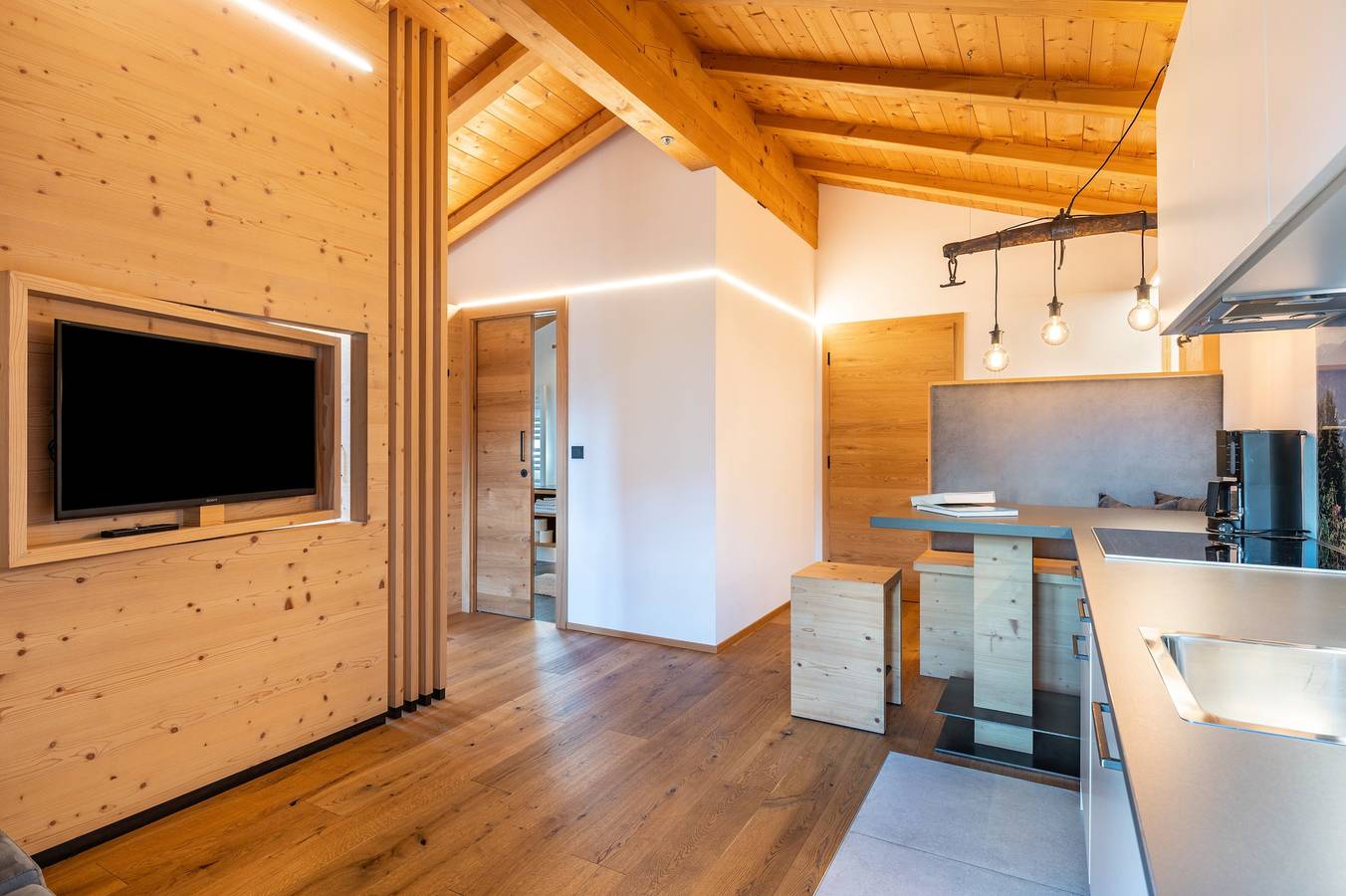 Ganze Wohnung, Ferienwohnung "Schreiberhof Charme" mit Bergblick, Gemeinschaftsgarten und Wlan in Lajen, Dolomiti Superski
