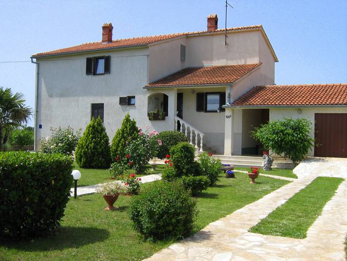 Ferienwohnung für 4 Personen, mit Garten und Ausblick sowie Terrasse - 1