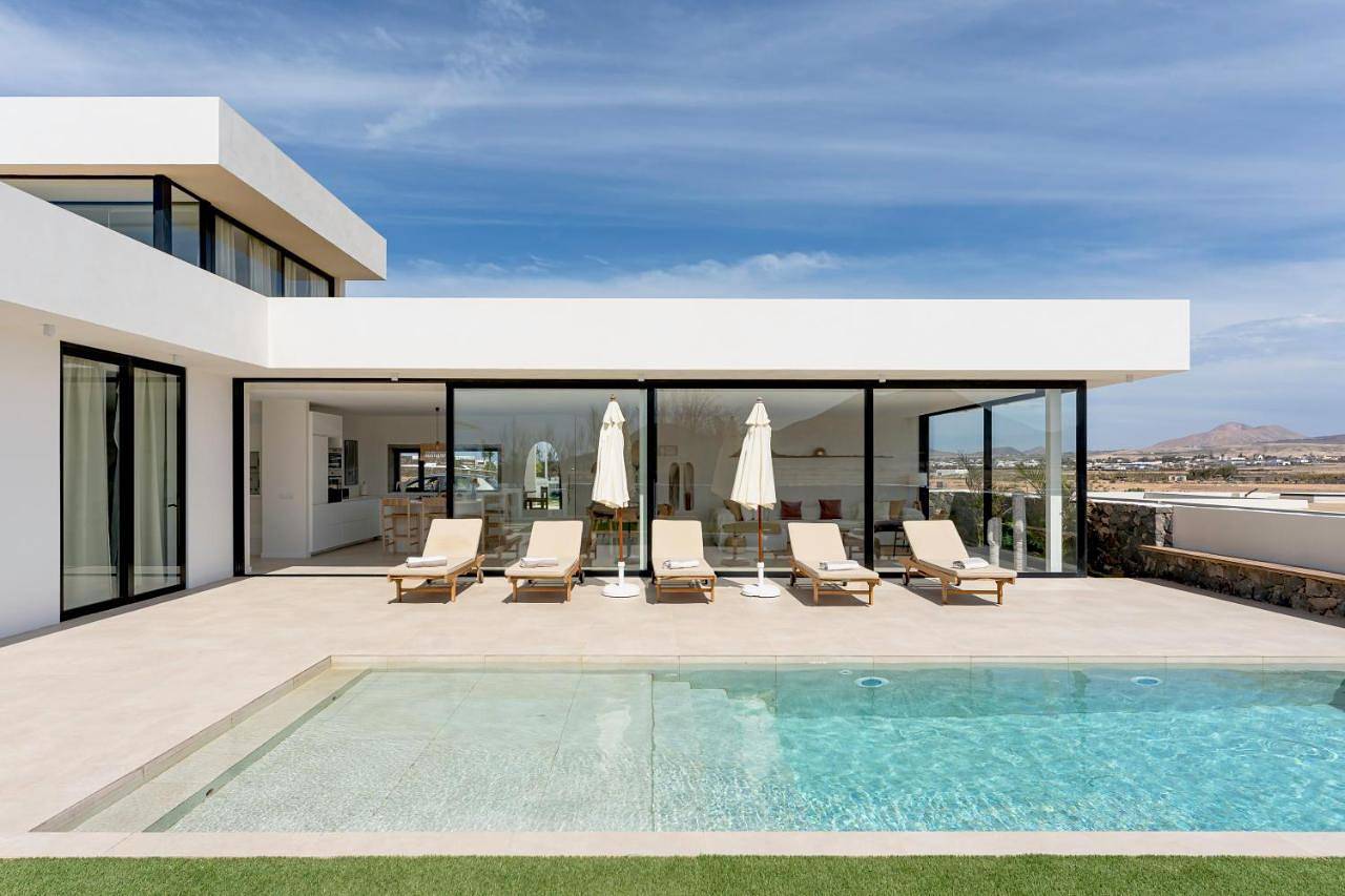 Villa with Private Pool in Lajares, La Oliva