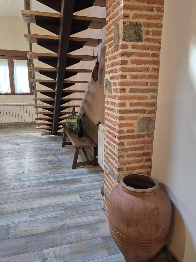 Casa rural para 8 personas, con piscina además de terraza y vistas, Se admiten mascotas en Parque Natural de Las Batuecas - Sierra de Francia - 4