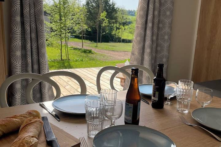 Appart'hôtel 2 Ch./2 Sdb/Cuisine Salon/Terrasse à 2 pas de Bellême et du golf in Bellême, Parc naturel régional du Perche