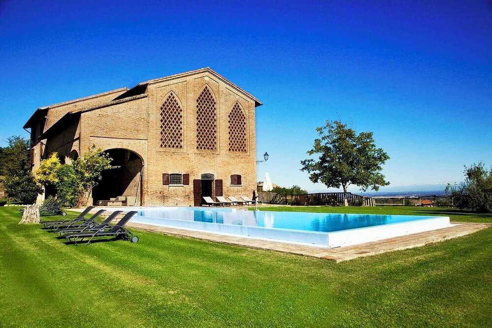 Mirabella - Tabiano Castello Country Villa, Italy- exclusive use, pool, Wifi, Ac in Salsomaggiore Terme, Parma Province