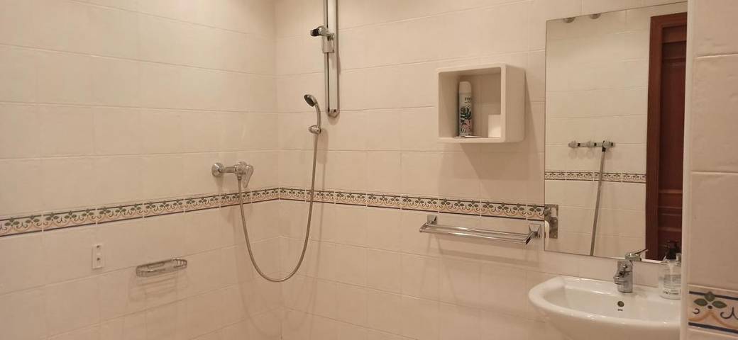 Hotel para 2 personas, con terraza además de jardín y vistas en Provincia de Burgos - 4