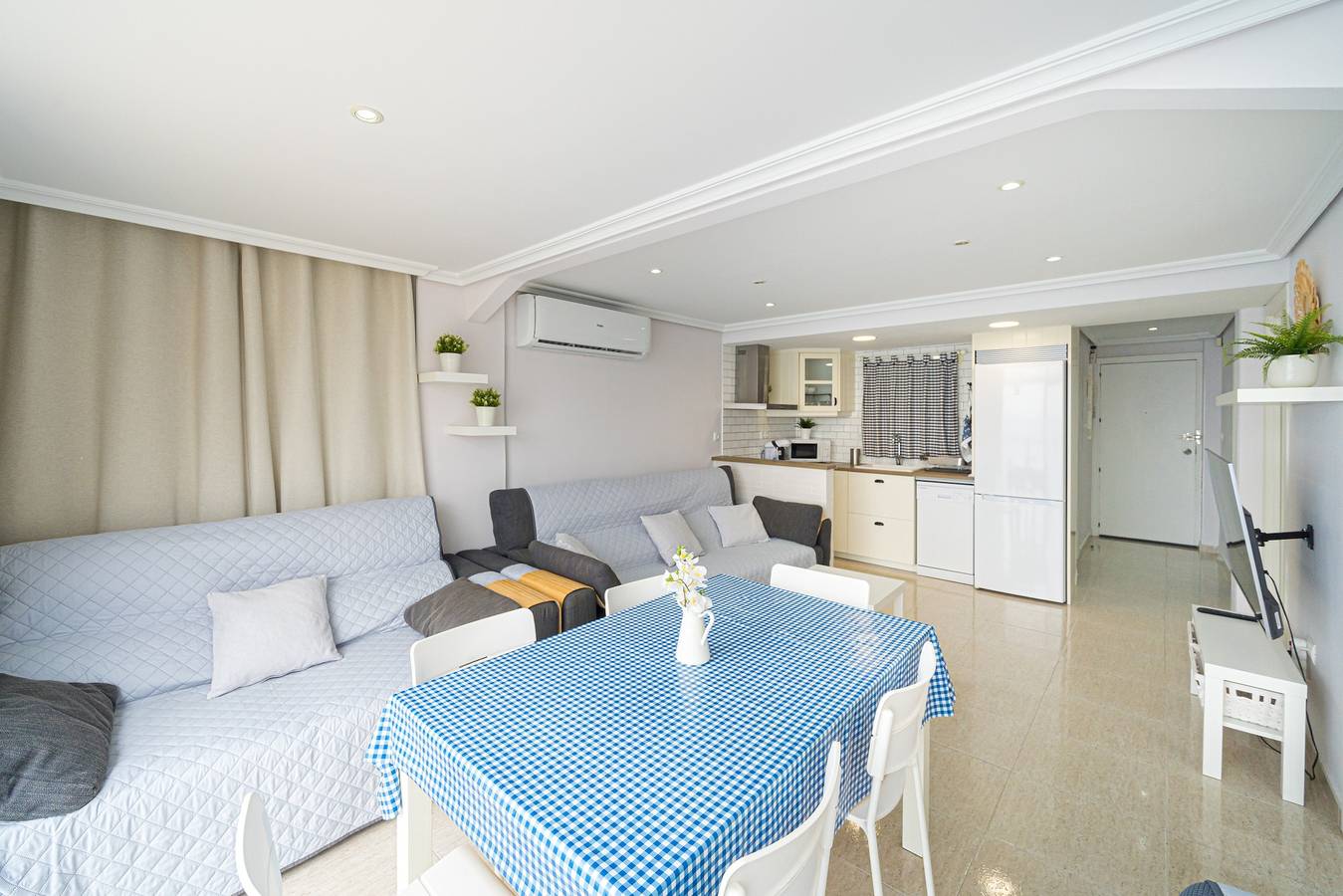Appartamento intero, Appartamento Avenida Madrid con piscina e giardino in comune in Playa de Levante, Costa Blanca