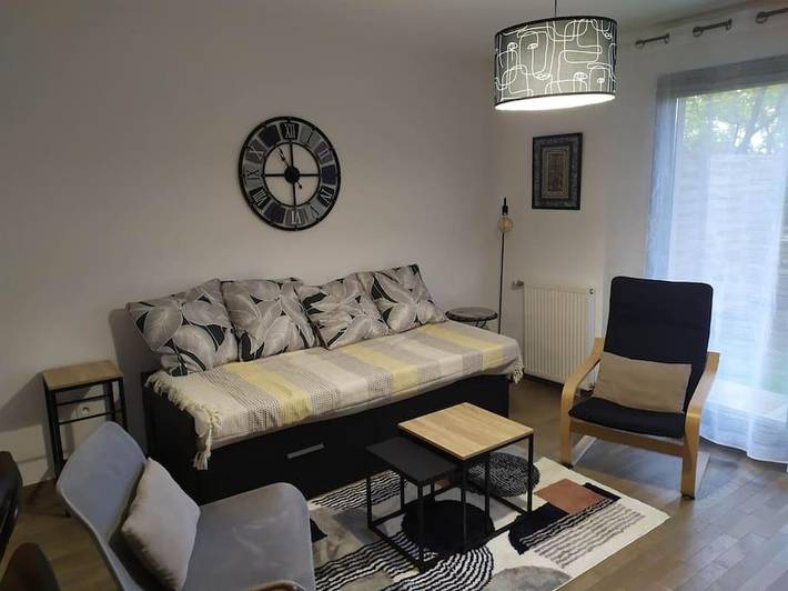 Gîte pour 4 personnes, avec jardin à Houilles
