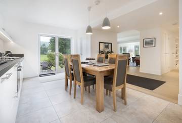 Holiday Rental for 6 People in Cartmel, Cumbria, Photo 4