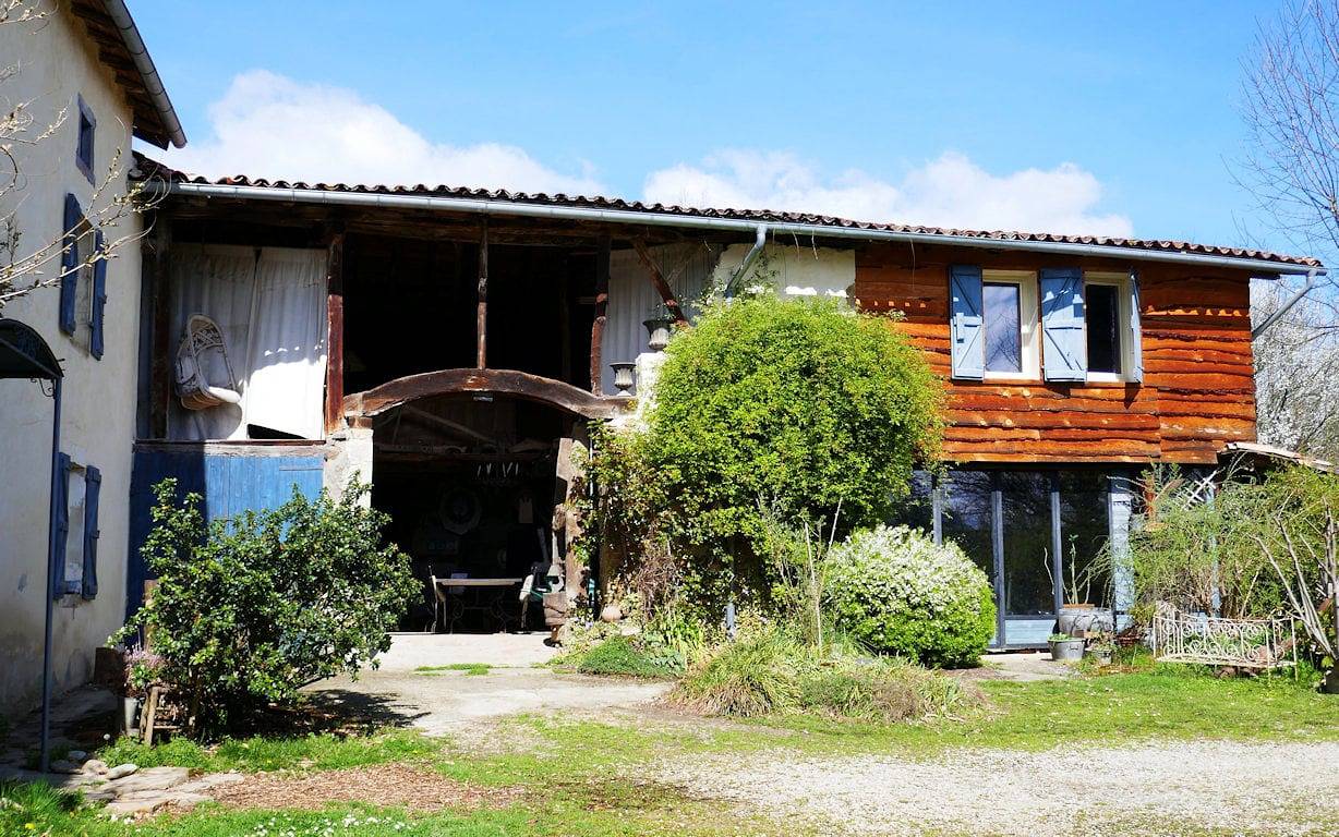 Binette et Pinceaux, chambres dans un jardin fleuri - Chambre Paeonia (Pivoine) in Mercenac, Parc naturel régional des Pyrénées ariégeoises