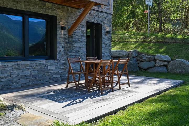 Maison d’hôte pour 4 personnes, avec terrasse ainsi que vue et jardin dans Entremont - 3
