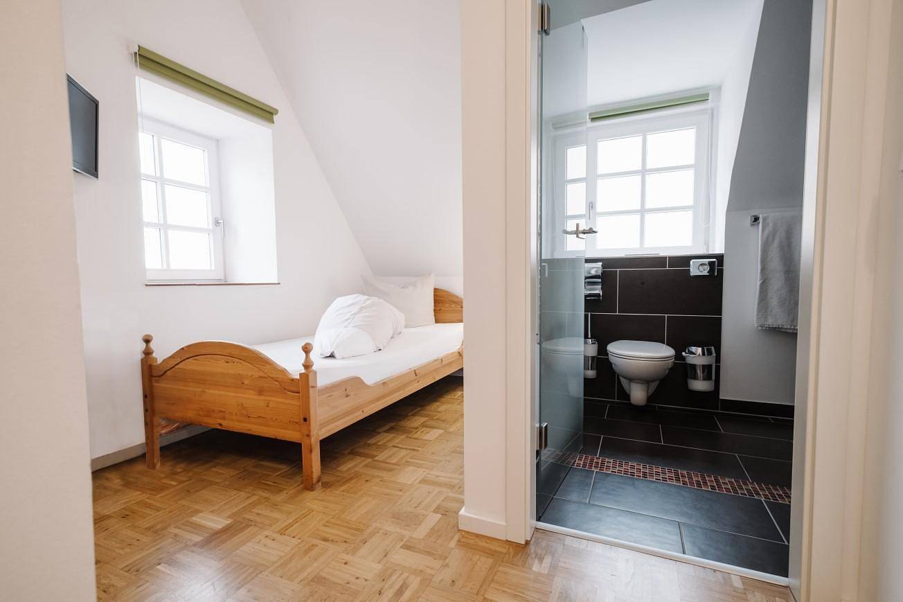 Einzelzimmer Wohlfühlnest in Köngernheim, Landkreis Mainz-Bingen