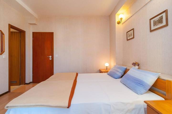 Ganze Wohnung, Schöne 1-Zimmer-Wohnung in Splitska in Supetar, Brac