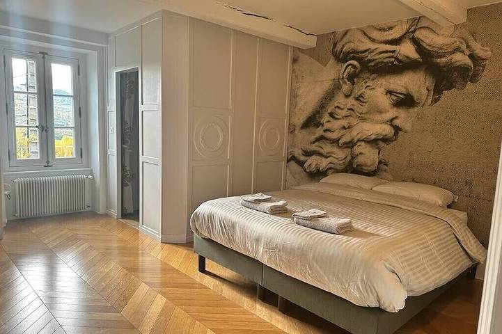 Château pour 2 personnes, avec jardin et piscine en Auvergne