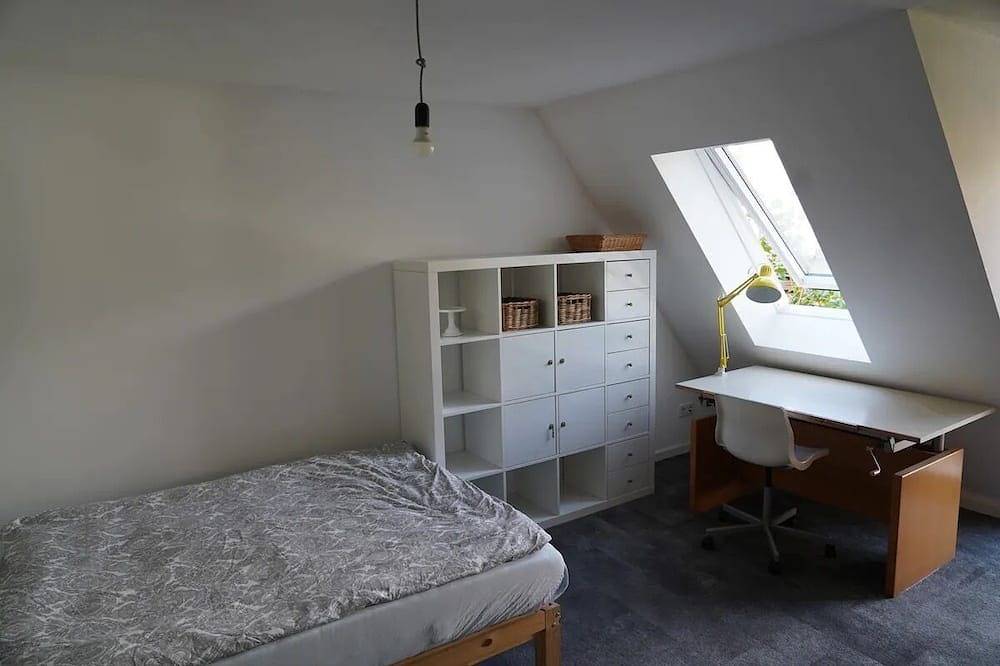 Schönes geräumiges Haus mit Garten in Tübingen in Tübingen, Neckar-Alb