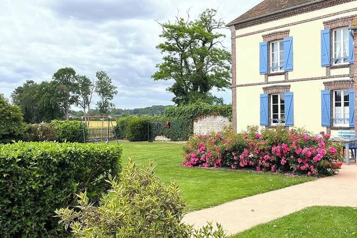 Agriturismo pour 8 personnes, avec jardin dans La Chapelle-Fortin