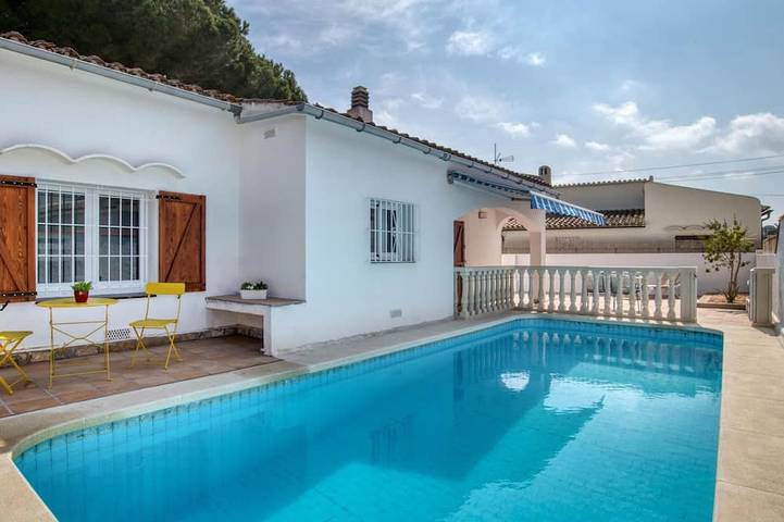 Villa für 6 Personen, mit Garten - 1