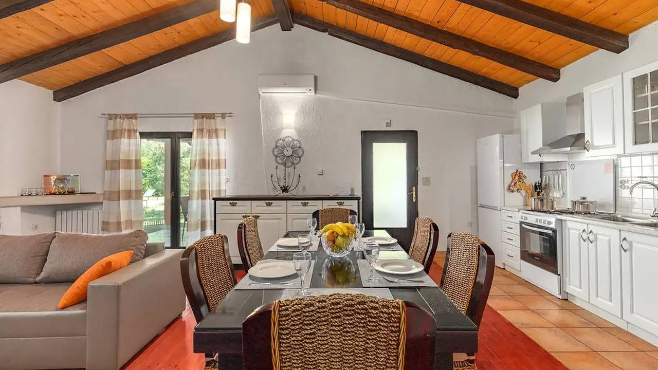 Ferienhaus für 6 Personen (104 m²) in Sveti Lovreč in Sveti Lovreč Pazenatički, Zentralistrien