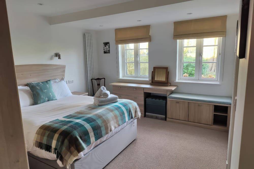 5 Burford Mews, Burford in Burford, Oxfordshire