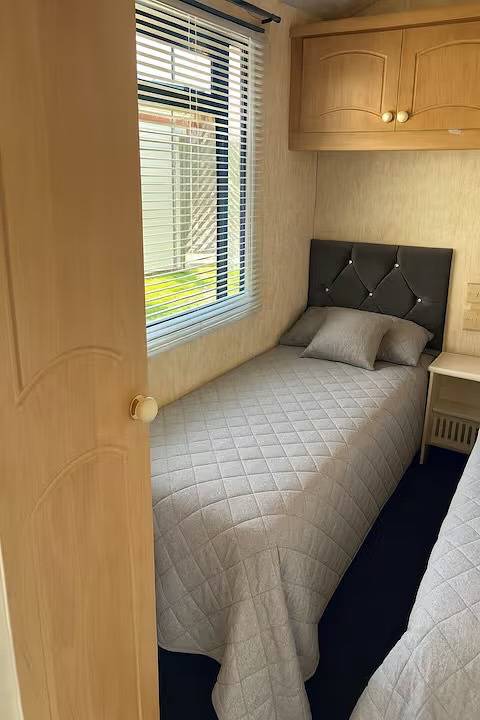 Rohannah A and C Ultimate Retreat in Mersea Island, Colchester