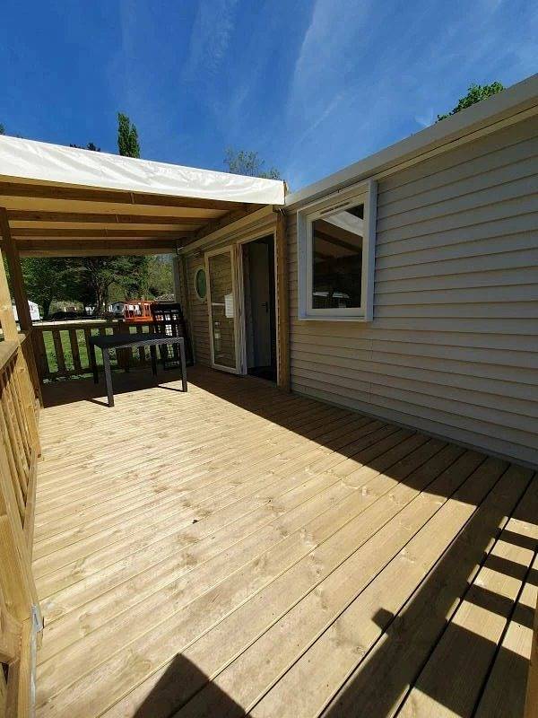 Mobil home pour 4 personnes, avec Terrasse et Piscine à Le Change - 4